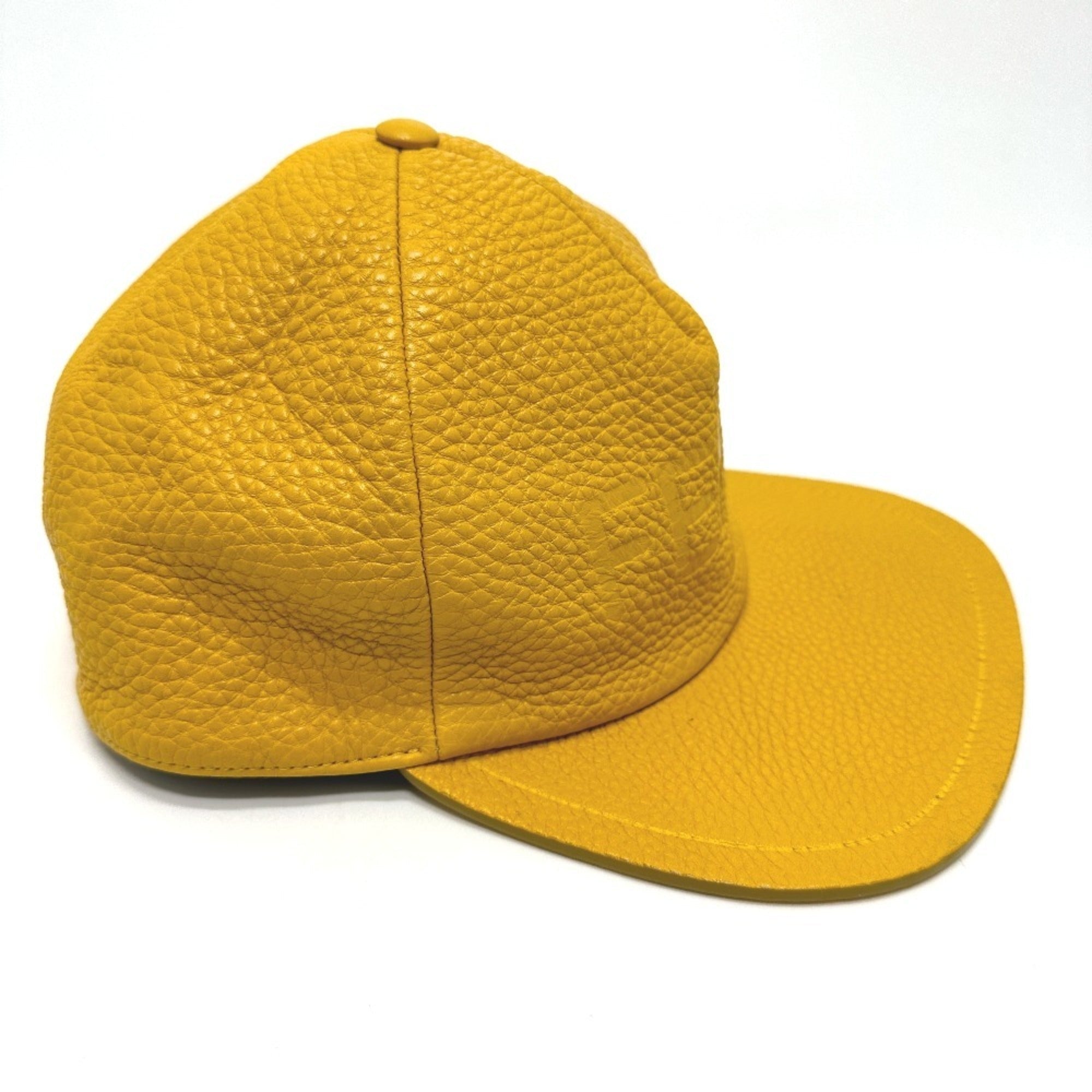 Fendi  Leather Cap ()