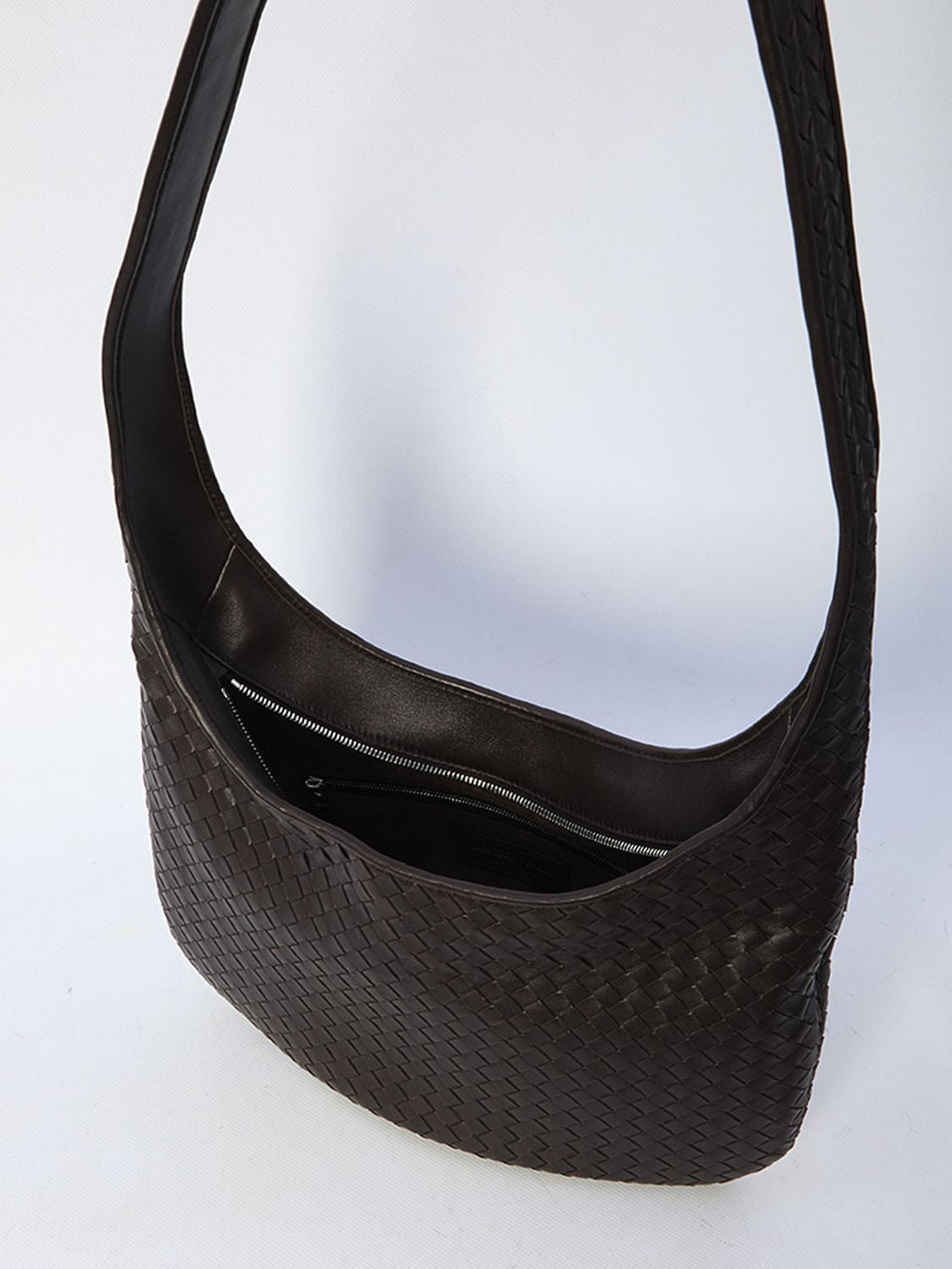 BOTTEGA VENETA Leather Crossbody Handbag - 38 CM