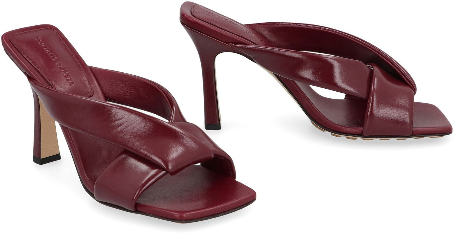 BOTTEGA VENETA Riva Leather Flat Sandals