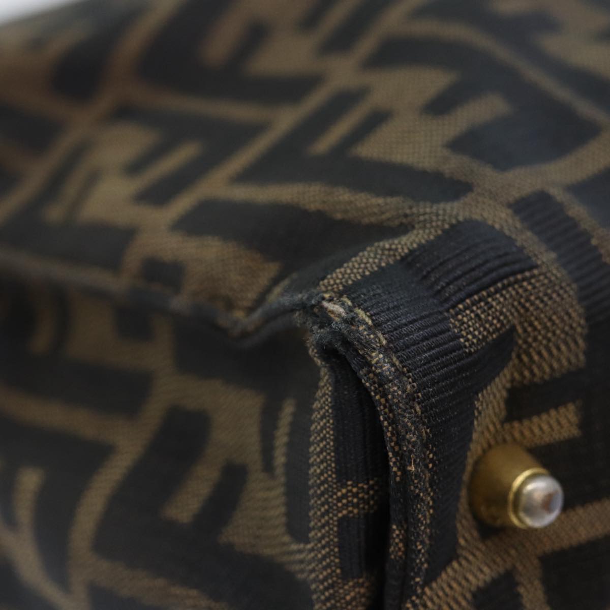 FENDI Zucca Canvas Hand Bag Brown Black gold86939