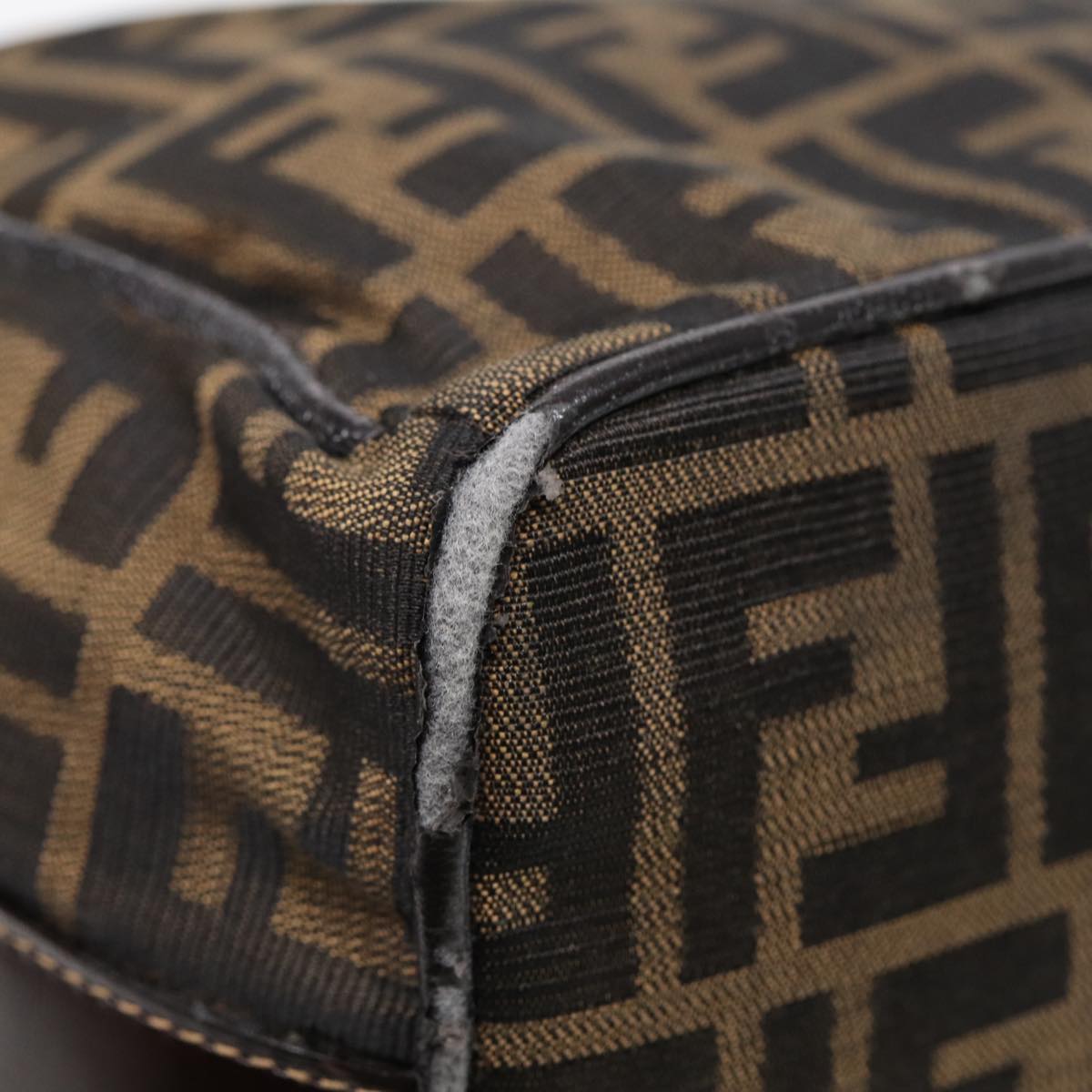 FENDI Zucca Canvas Hand Bag Brown Black gold88079