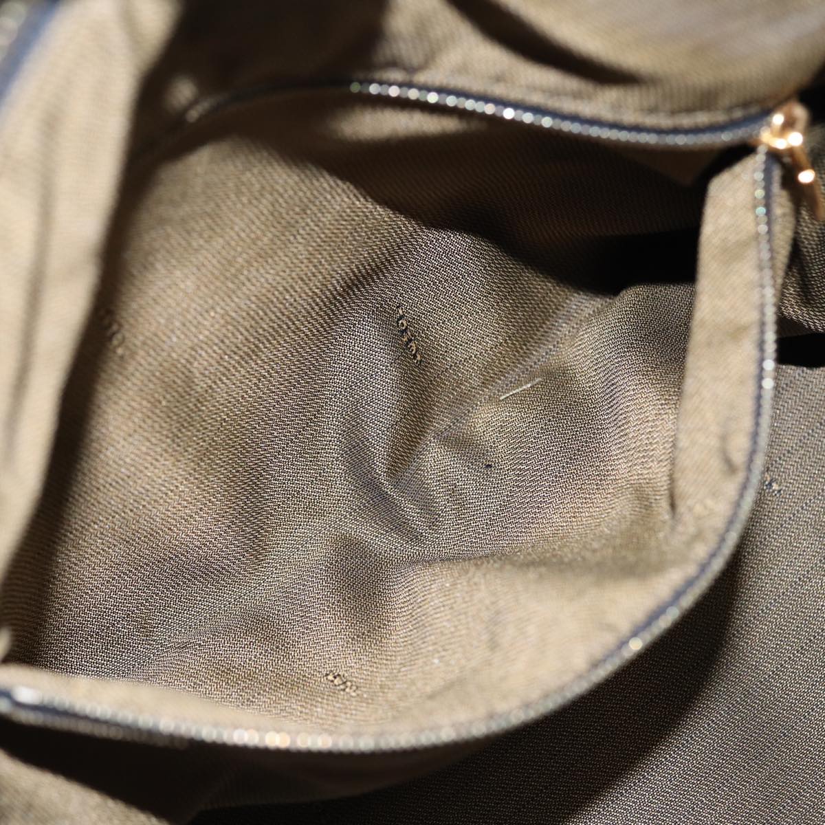 FENDI Zucca Canvas Hand Bag Brown Black gold88081