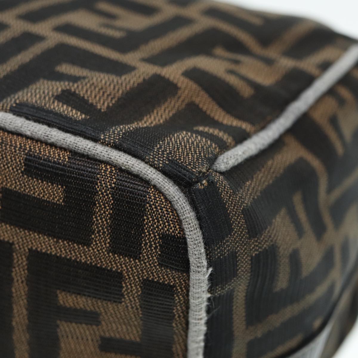 FENDI Zucca Canvas Vanity Hand Bag Brown Black gold89547