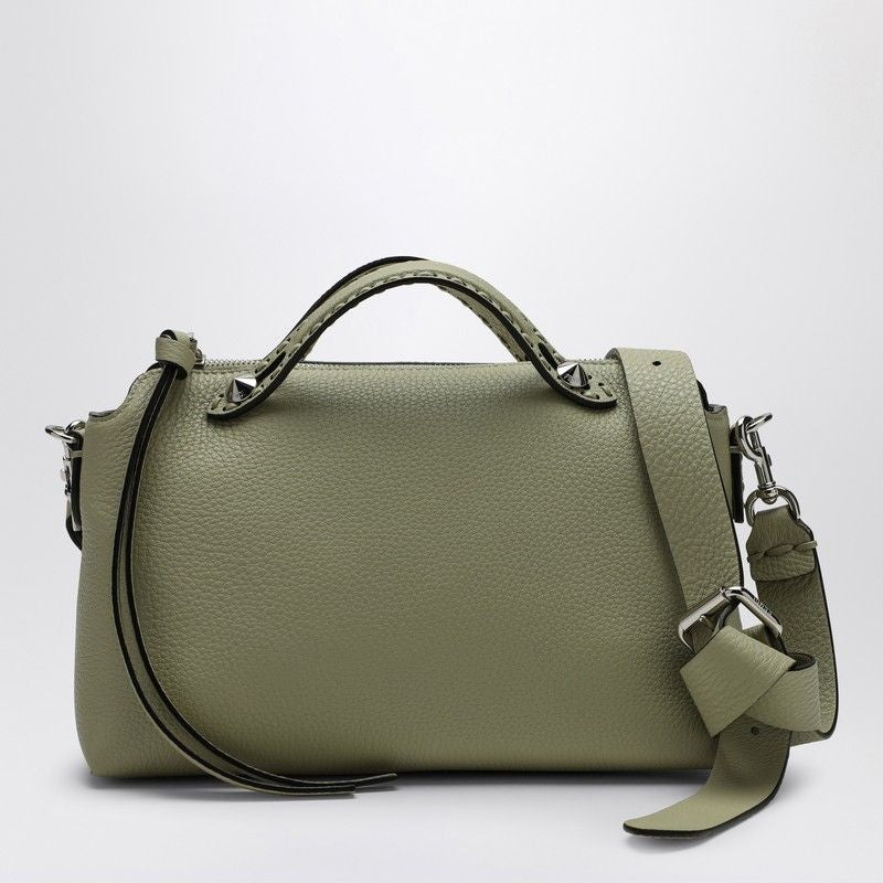 FENDI Medium Saddle Handbag with Elegant Stitching