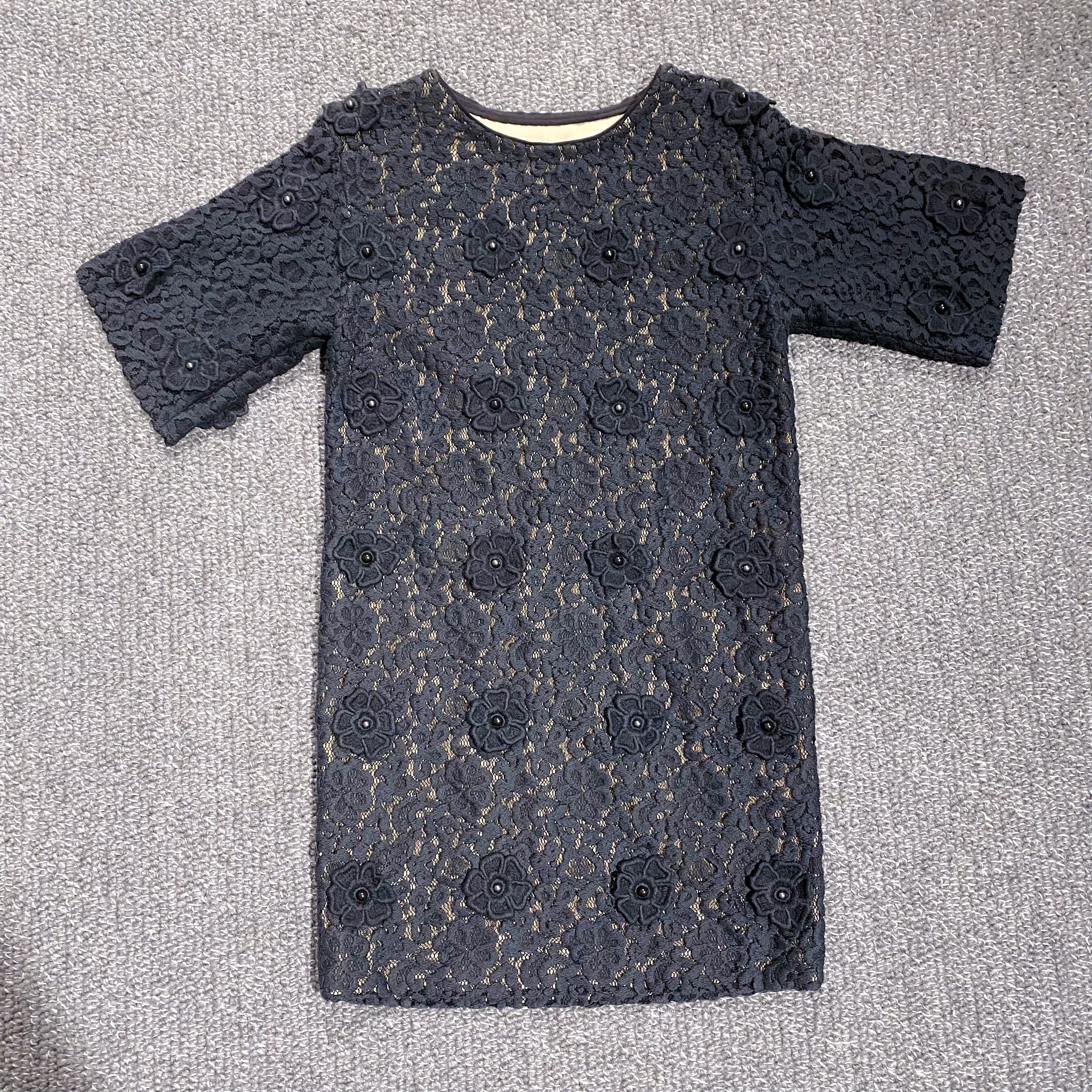 Chloe black laced dress TWS pop