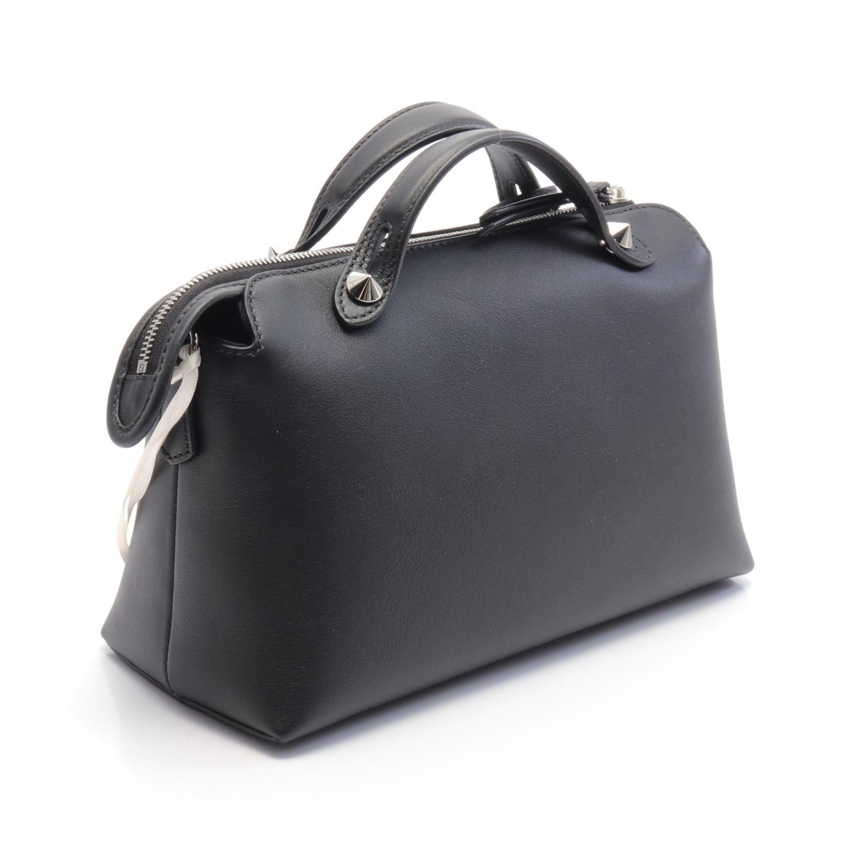FENDI BY THE WAY MEDIUM By the way Medium Handbag Leather Black