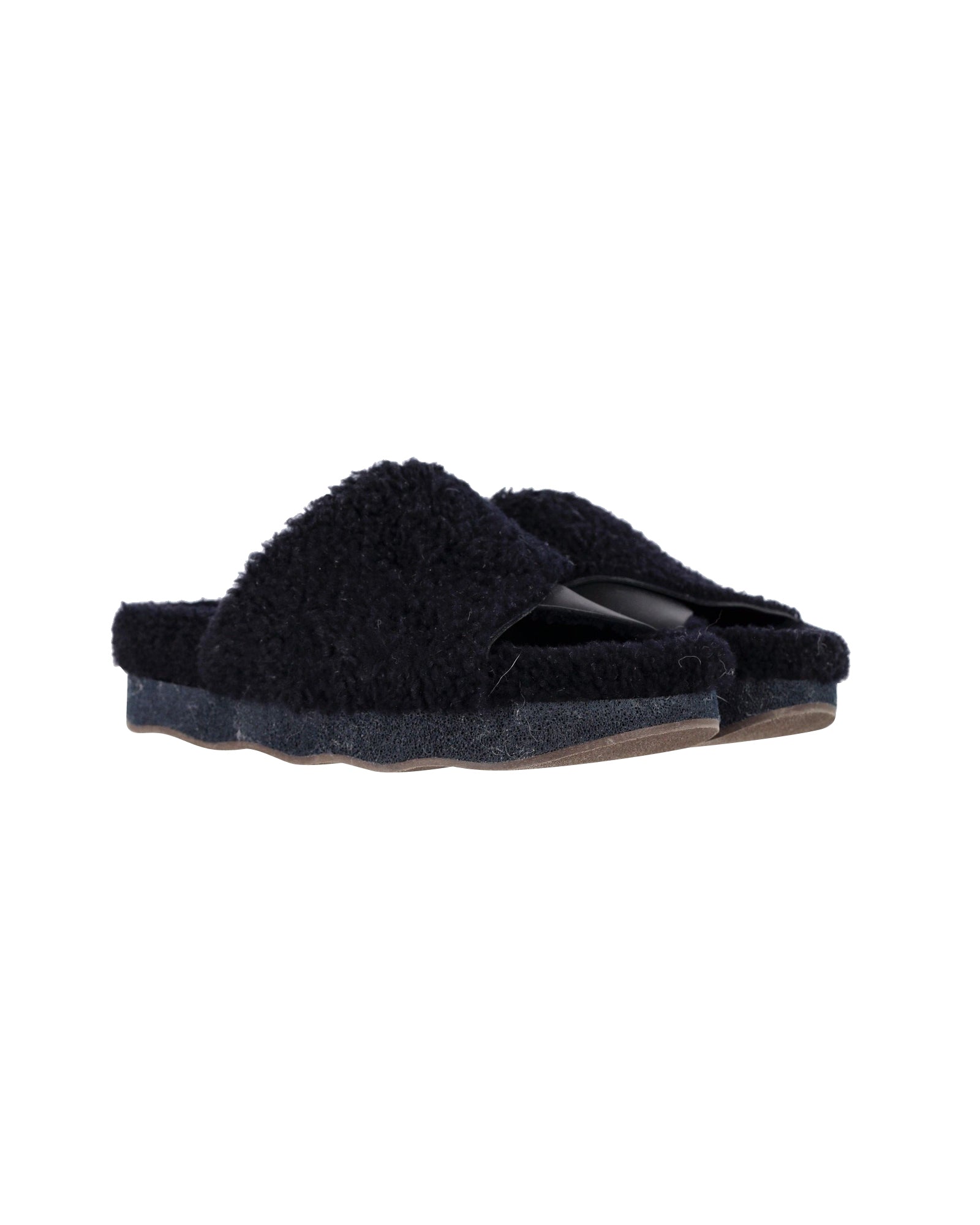 Chloe Wavy Slides in Black Shearling and Leather
