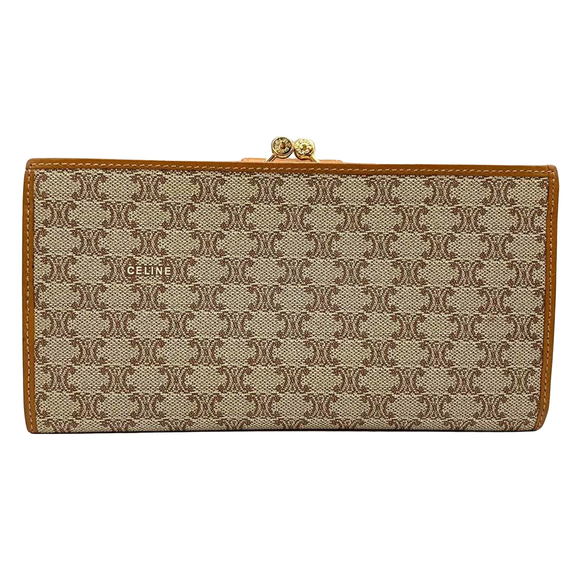 CELINE Wallet