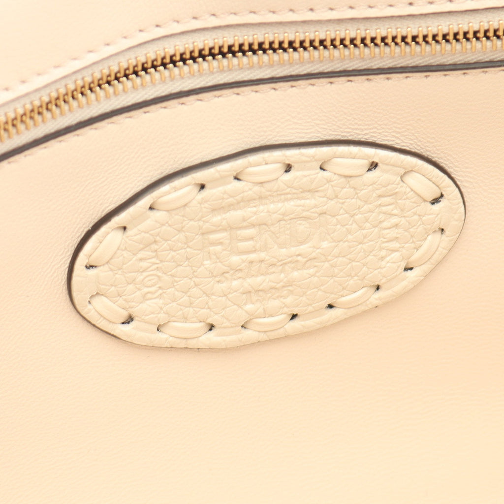 FENDI Mamma bucket Handbag Leather Light beige 2WAY