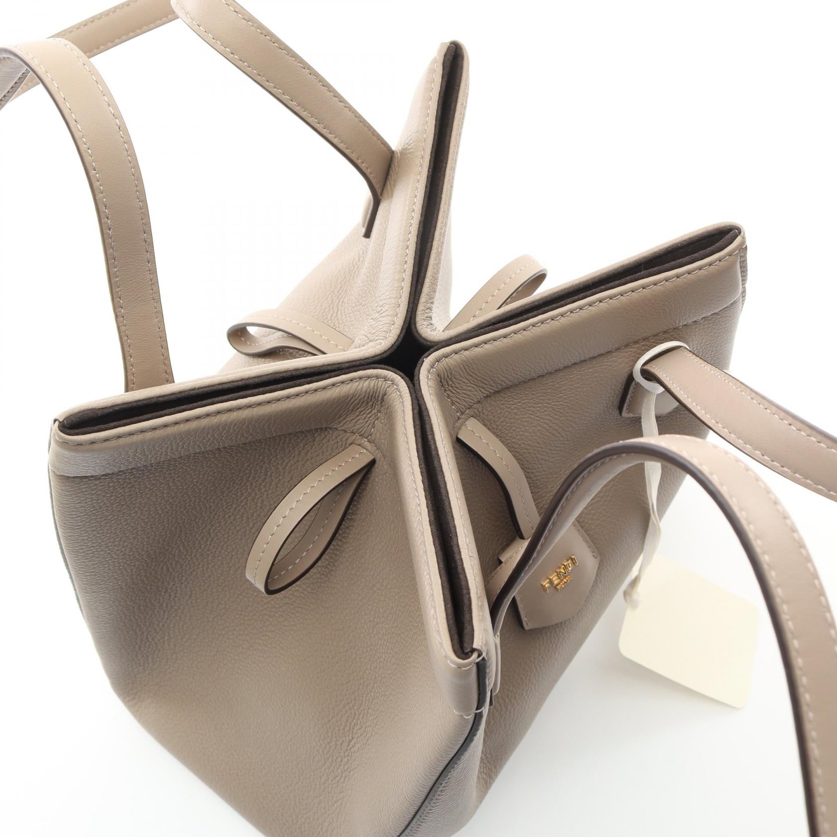 FENDI ORIGAMI MEDIUM Origami Medium Handbag Tote bag Leather Beige