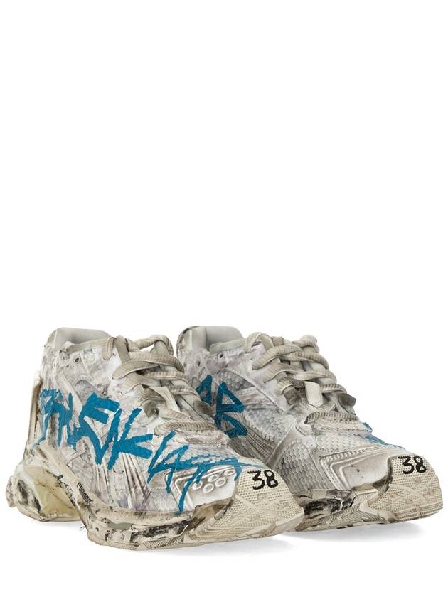 Balenciaga Runner Graffiti Low Top Sneakers White