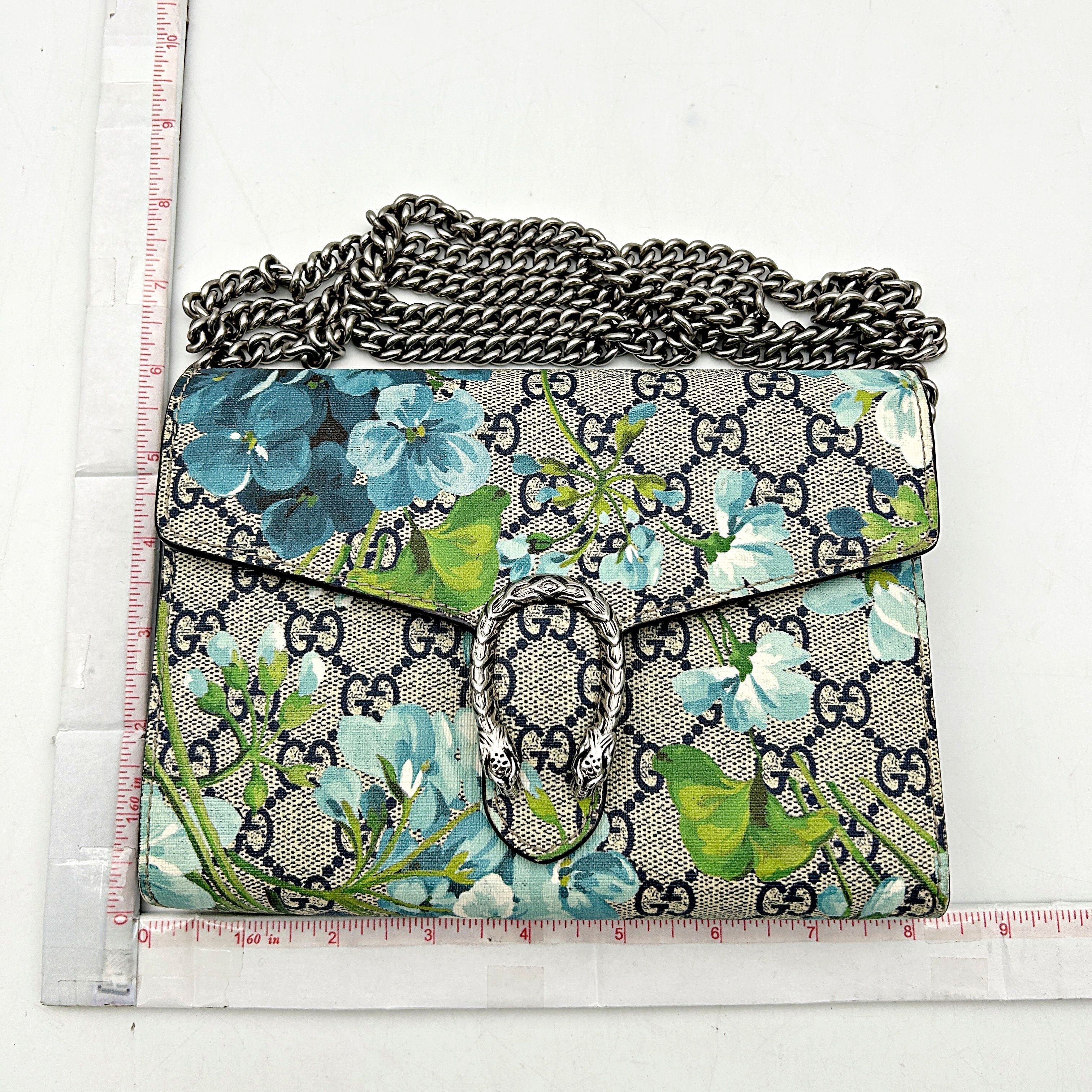 GUCCI GG Supreme Monogram Blooms Mini Dionysus Chain Wallet Beige Blue Navy Vintage Blue LA24693