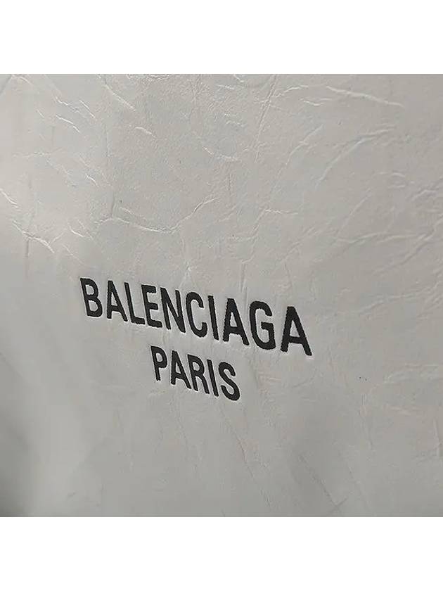 Balenciaga 742942 White color leather crush small shoulder bag