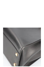 FENDI Peekaboo Bag Medium Black