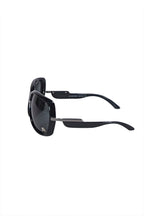 Burberry - Black Large Sunglasses