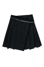 Burberry - Black Pleated Mini Wrap Wool Skirt w/ Belt Sz 8