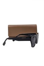 Burberry - Black Square Sunglasses