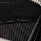 Burberry Calfskin Embossed Logo Elmore Zip Around Wallet (SHF-s1Fg80)