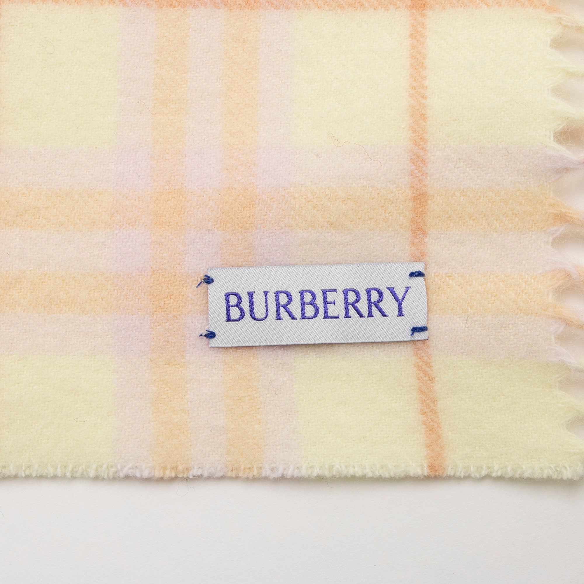 Burberry Cashmere Vintage Check Fringed Scarf (SHF-0ggWkI)