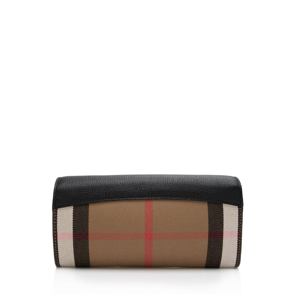 Burberry House Check Henley Chain Wallet (SHF-8PkzNG)