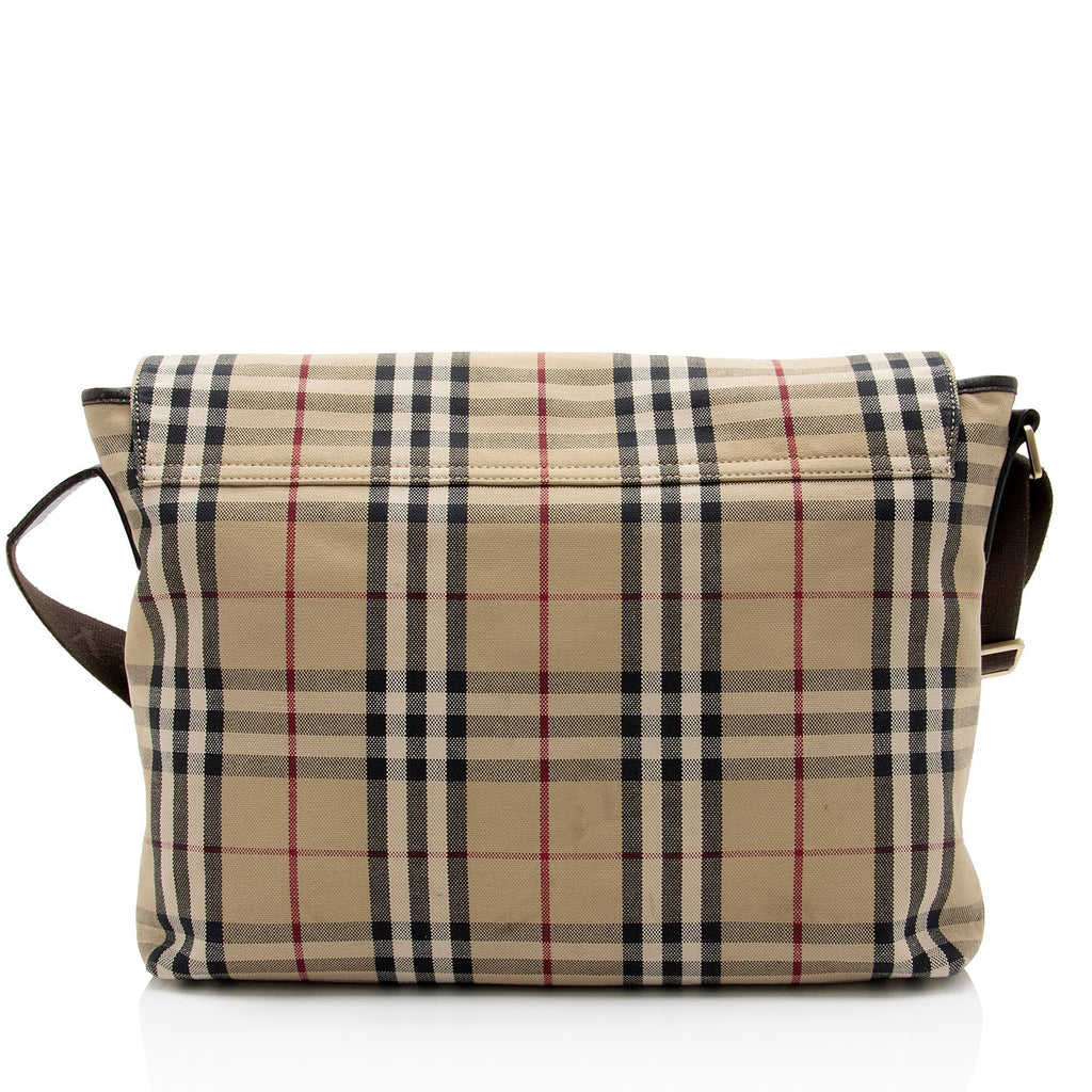 Burberry House Check Flap Messenger (SHF-y42K06)