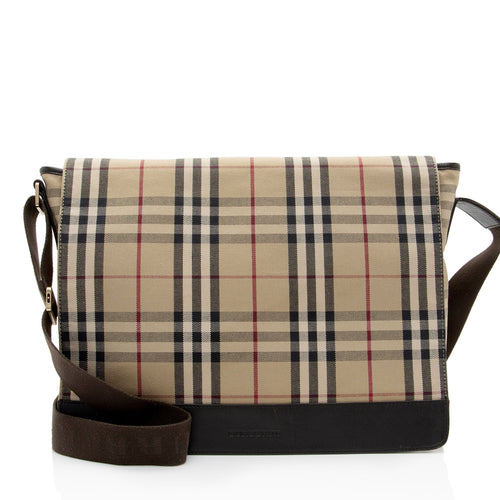 Burberry House Check Flap Messenger (SHF-y42K06)