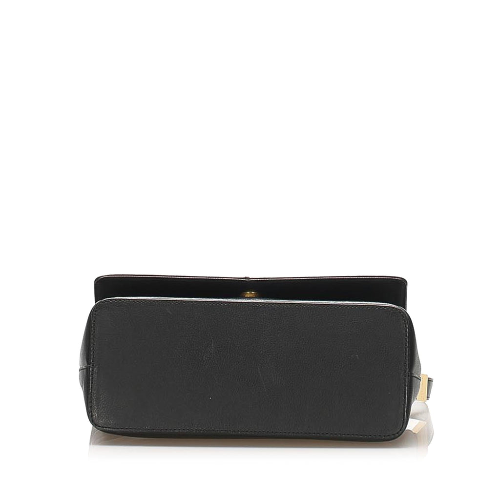 Burberry Leather Baguette (SHG-14604)