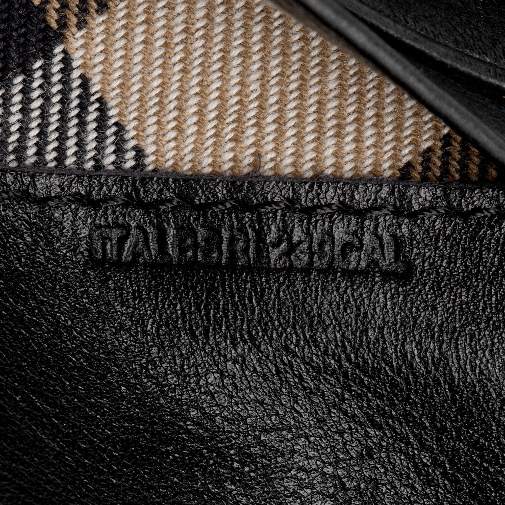 Burberry Leather Continental Wallet (SHF-wMn8br)