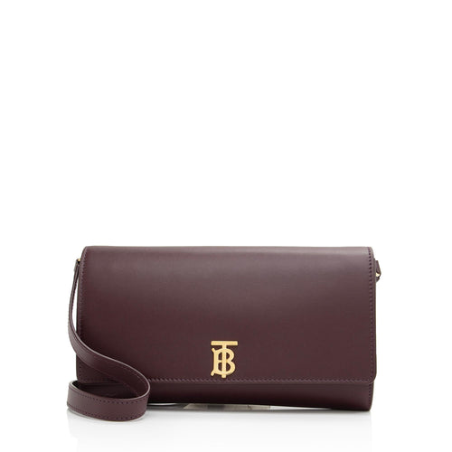 Burberry Leather Hannah Wallet on Strap (SHF-r1Okod)