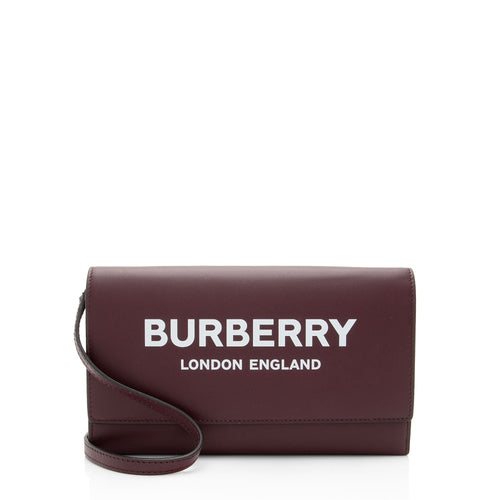 Burberry Leather Hazelmere Wallet on Strap (SHF-waAZED)