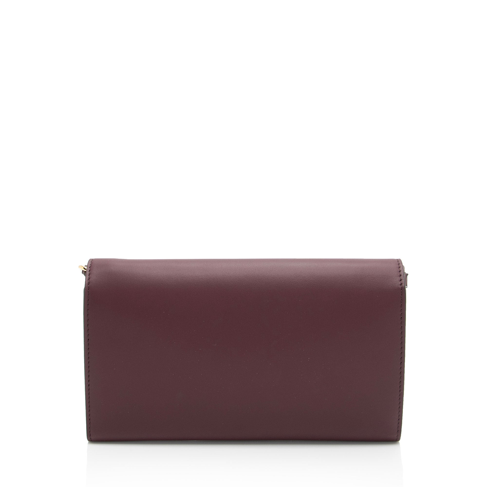 Burberry Leather Hazelmere Wallet on Strap (SHF-Xd3EZ4)