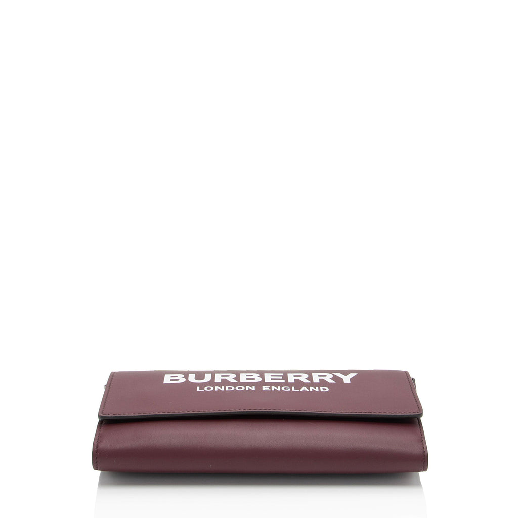 Burberry Leather Hazelmere Wallet on Strap (SHF-Xd3EZ4)