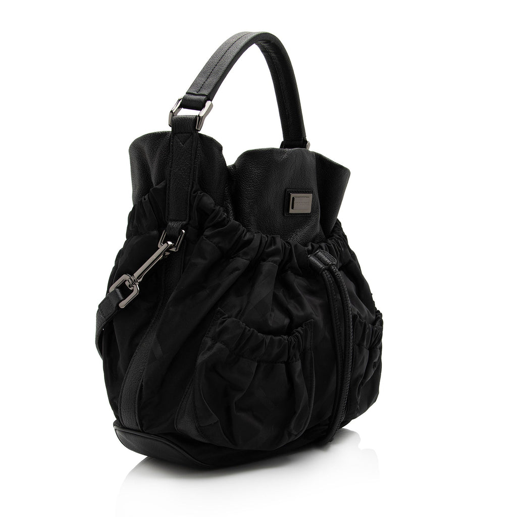 Burberry Nylon Check Large Hobo (SHF-o0QWiZ)