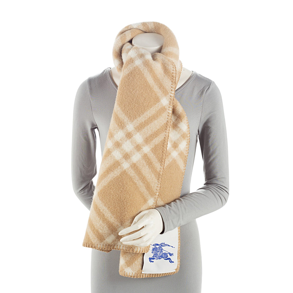 Burberry Wool Check Scarf (SHF-bCoCle)
