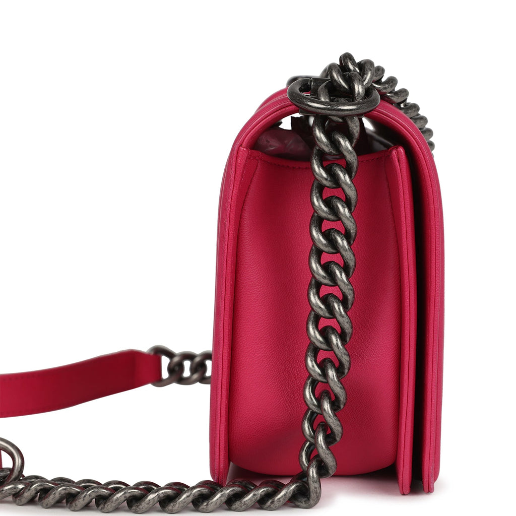 Chanel Medium Boy Bag Pink Lambskin Aged Ruthenium Hardware