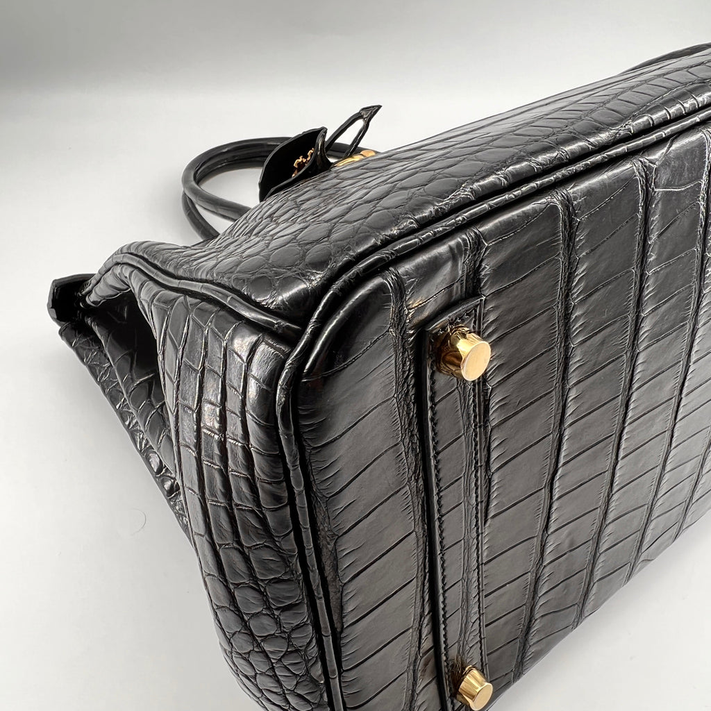 Hermes Birkin35 Bag Black  Crocodile Gold Hardware