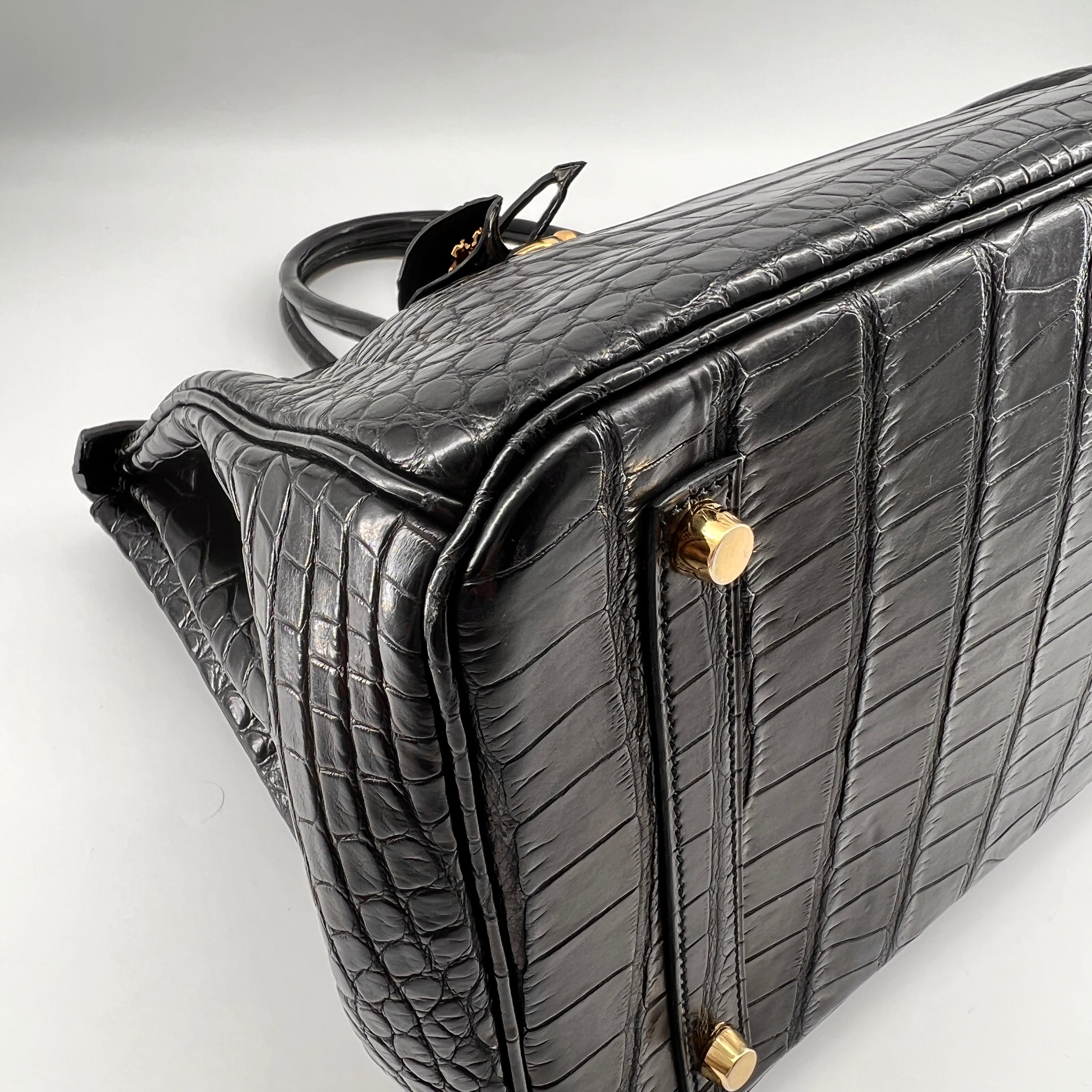 Hermes Birkin35 Bag Black  Crocodile Gold Hardware