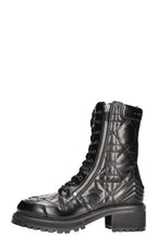 CHRISTIAN DIOR D-Ankle Leather Boots Cannage Black