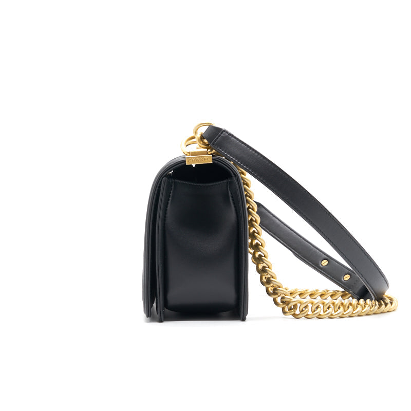 Chanel Old medium leboy 2018 Autumn Winter Collection