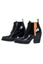 Chloe - Black & Tan Patent Leather Lace Up Short Boots Sz 8