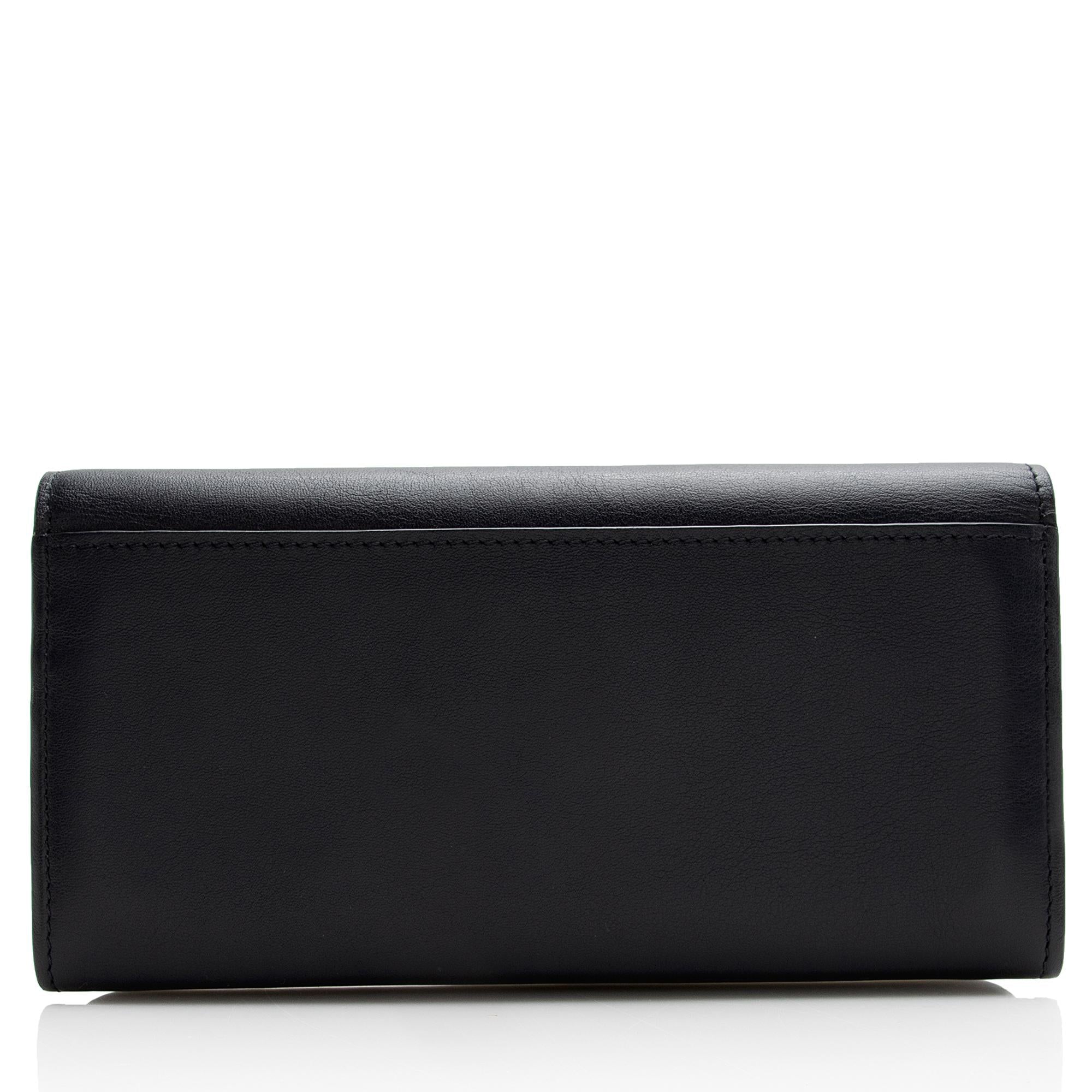Chloe Leather Logo Vick Flap Wallet (SHF-22550)