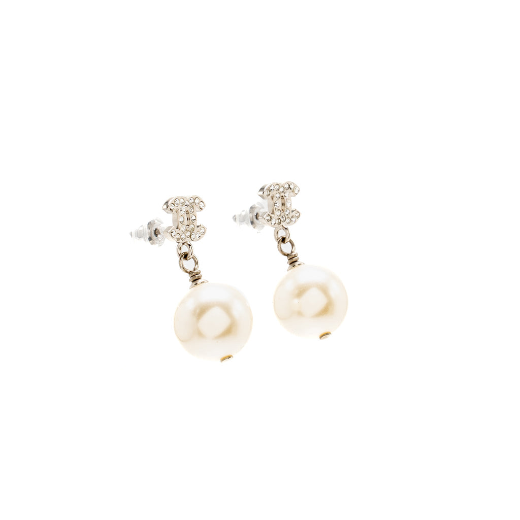 Chanel Pearl Dropped CC logo Earrings Silver Tone