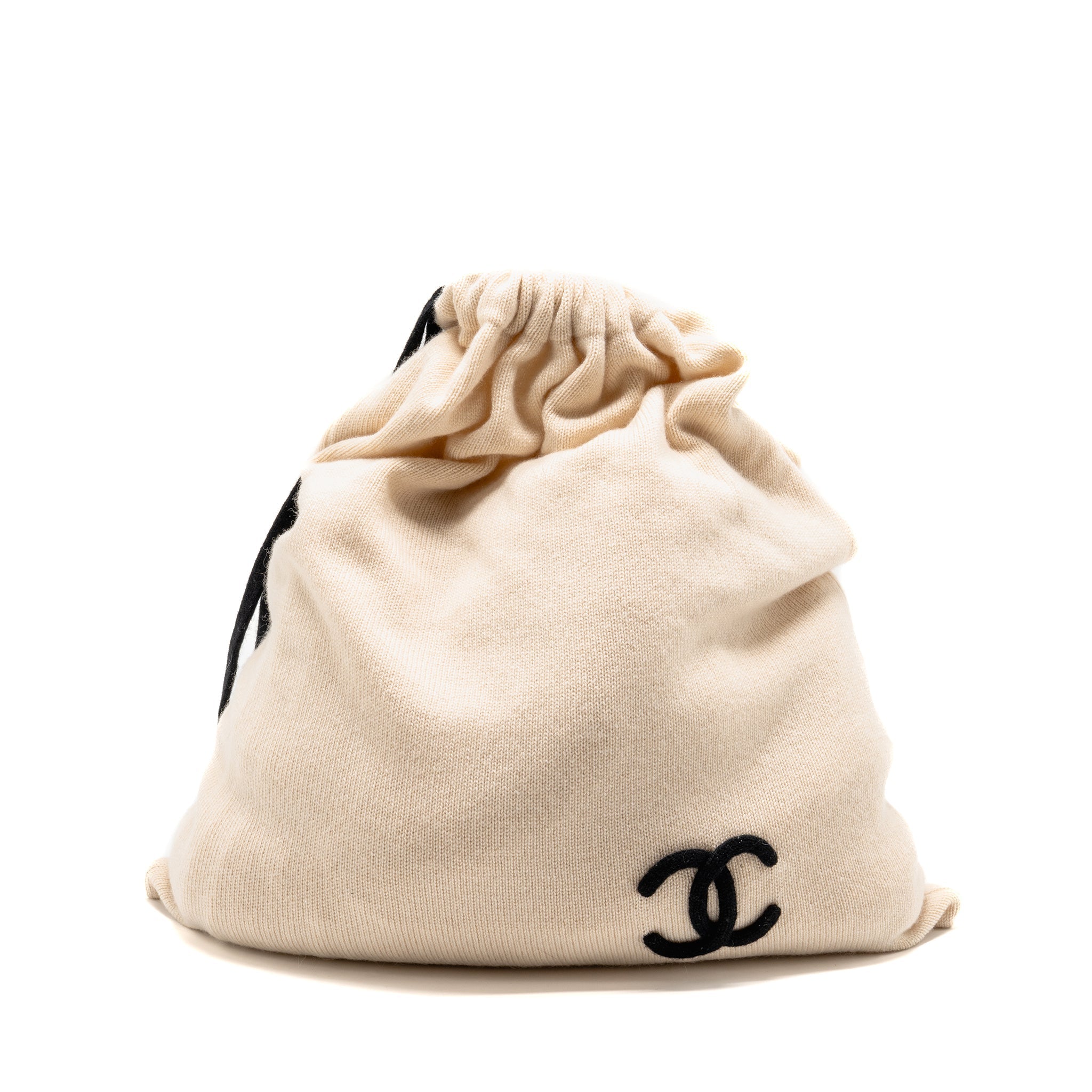 Chanel CC Logo Sock Slipper &Blanket Travel Set Cashmere Cream Knit