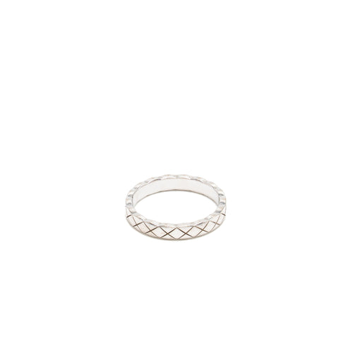 Chanel Size 52 coco crush ring mini version 18k white gold