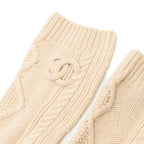 Chanel CC Logo Sock Slipper&Blanket Travel Set Cashmere Cream Knit