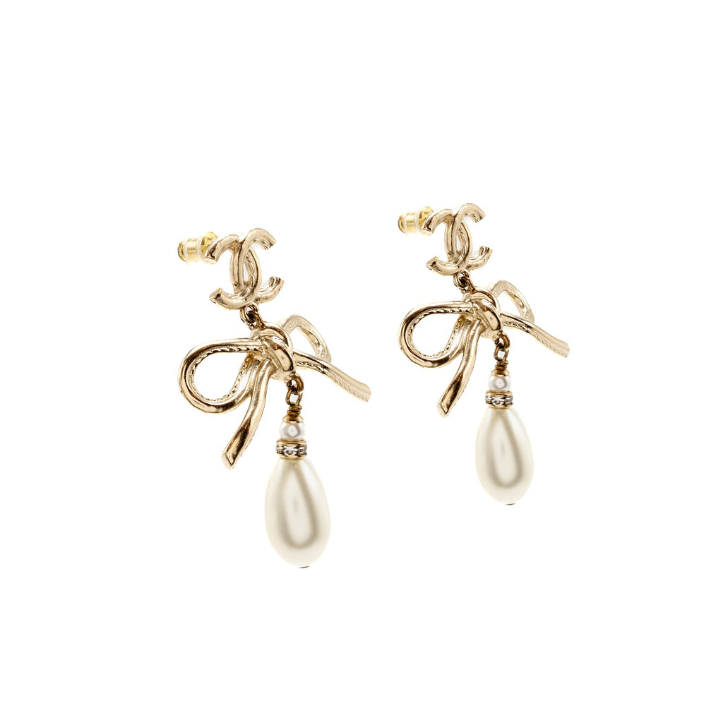 Chanel Giant Bow/Pearl Drop Earrings Light Gold Tone