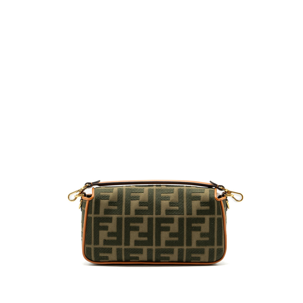 Fendi medium baguette bag canvas / calfskin multicolor GHW