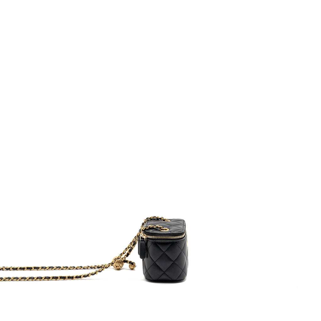 Chanel pearl crush Mini vanity with chain lambskin black GHW