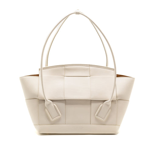 Bottega veneta large Arco tote bag grained calfskin white GHW