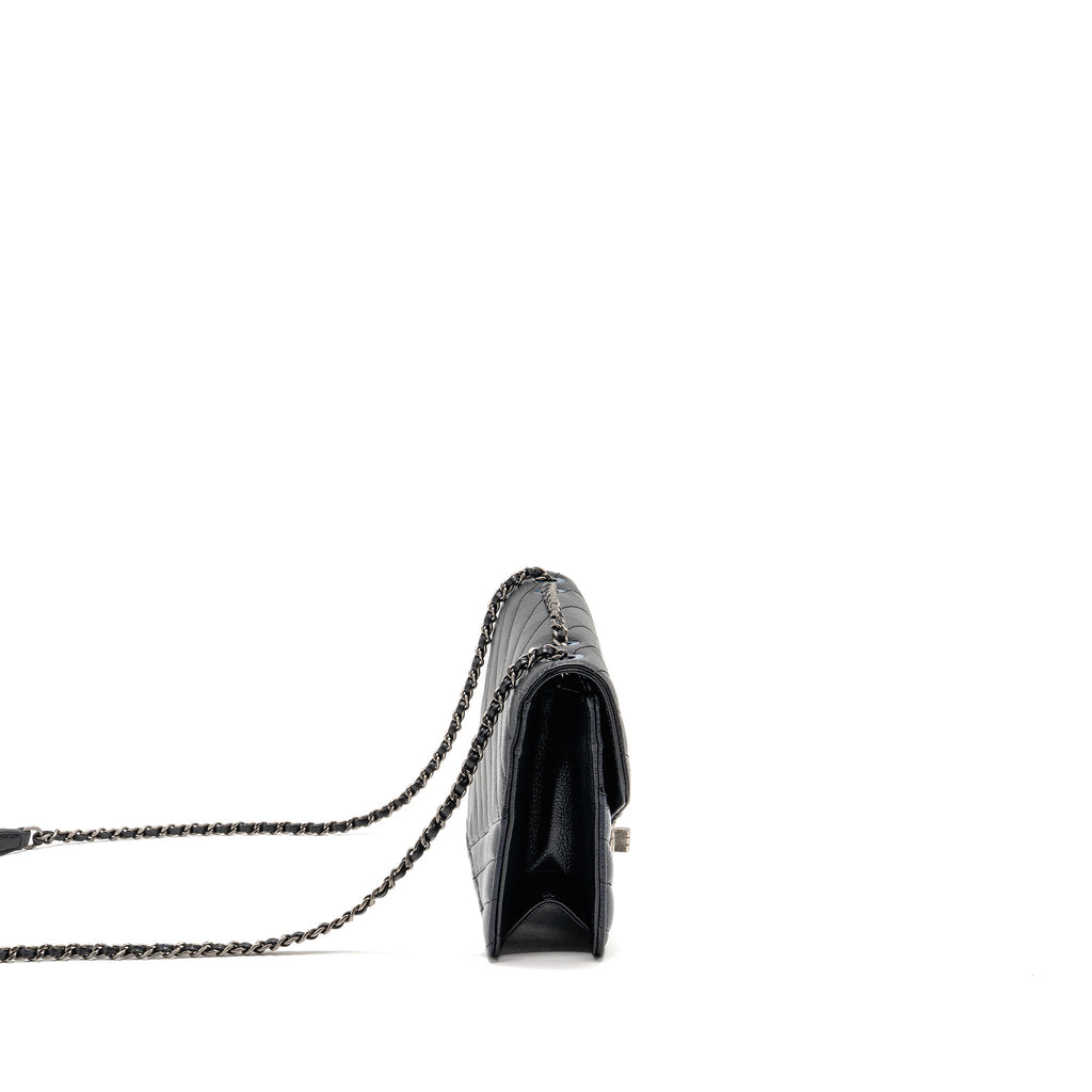 Chanel Envelop Metal Plate Flap Bag Chevron Calfskin Black/Navy Ruthenium silver Hardware